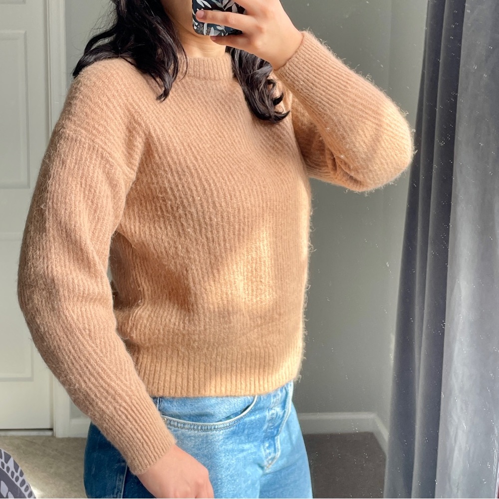 Everlane Alpaca Crew Neck Sweater - Picture 11 of 12